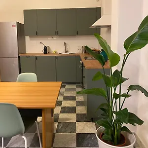 Lo Apartment